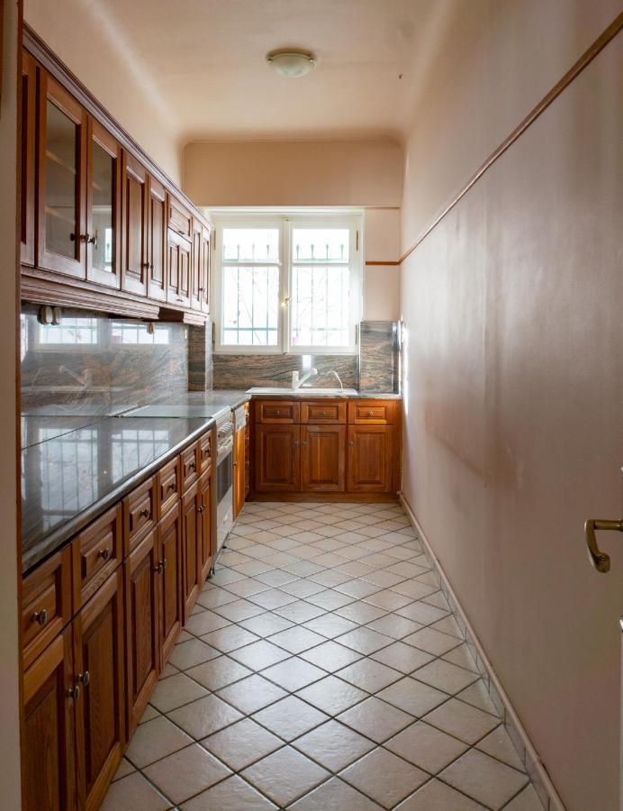 Hadrians Den In Heart Of Plaka By Jj Hospitality Apartman Athén Kültér fotó