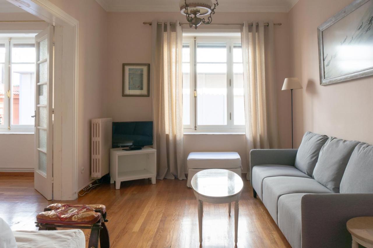Hadrians Den In Heart Of Plaka By Jj Hospitality Apartman Athén Kültér fotó