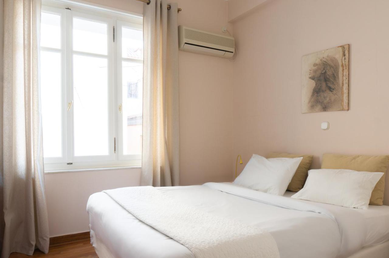 Hadrians Den In Heart Of Plaka By Jj Hospitality Apartman Athén Kültér fotó